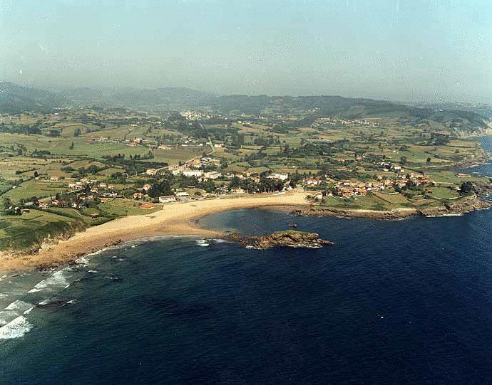 Hotel Monte Y Mar Colunga Extérieur photo