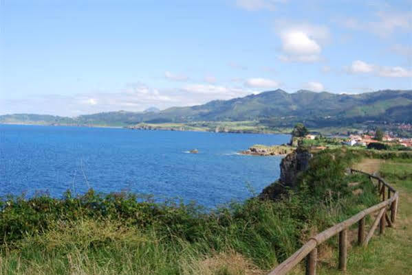 Hotel Monte Y Mar Colunga Extérieur photo